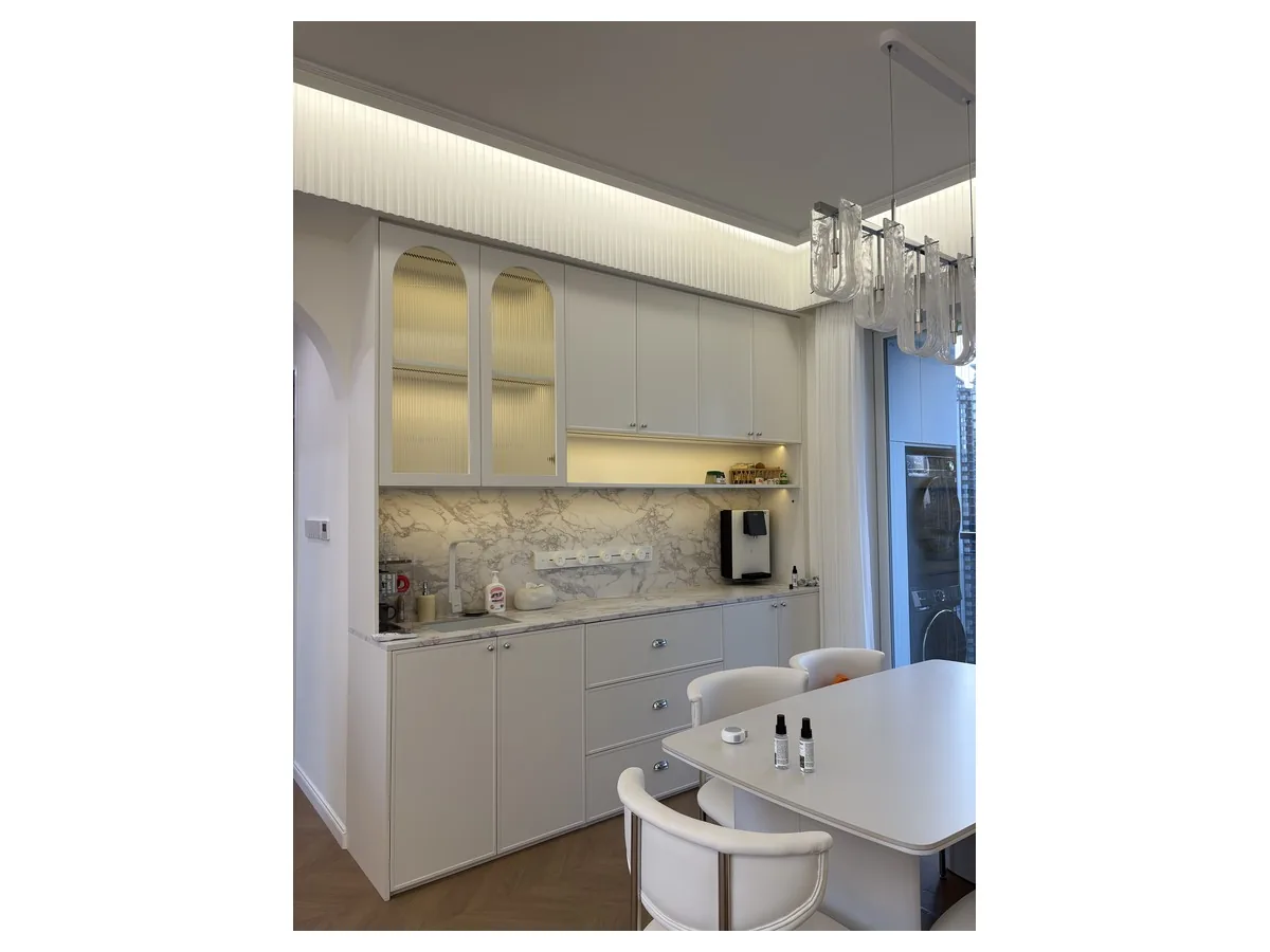 Residential cabinetry reference 024